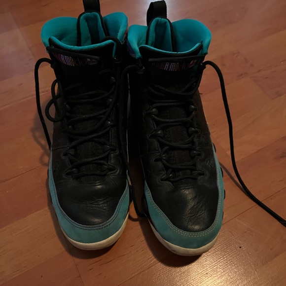 Air Jordan 9 - Dream it Do it - Sz 10 - Picture 4 of 4